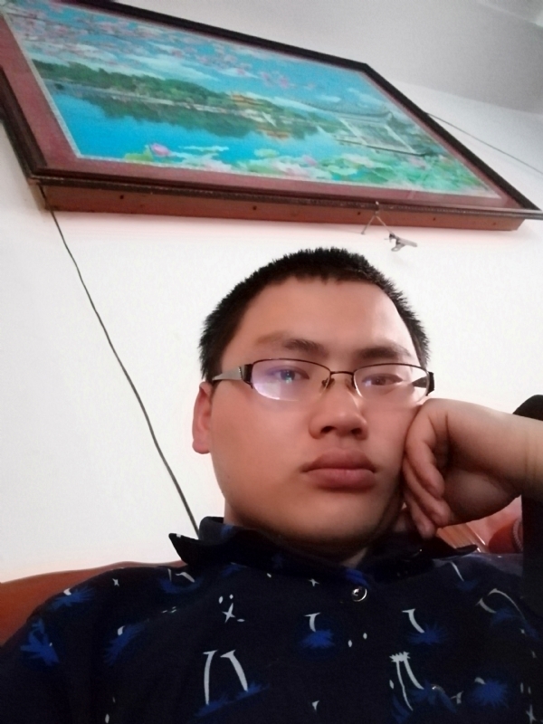 90男孩的第一张照片--柘荣相亲网