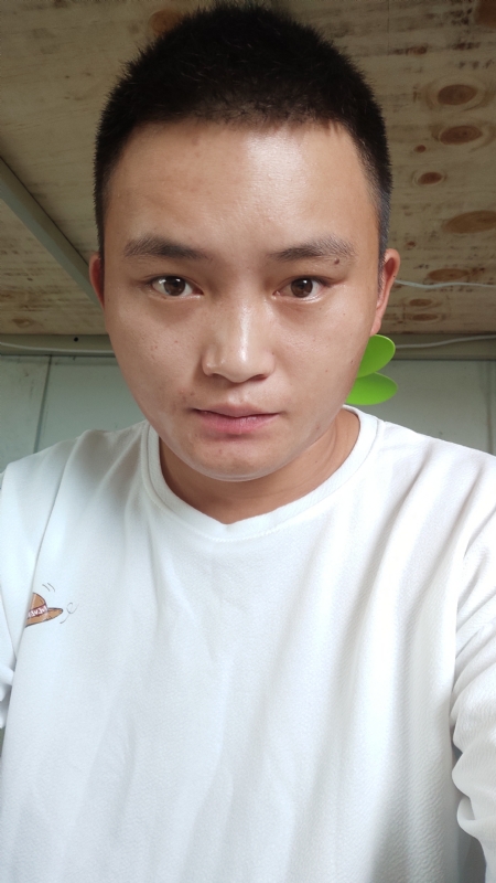 水里面的云呀的第一张照片--柘荣相亲网