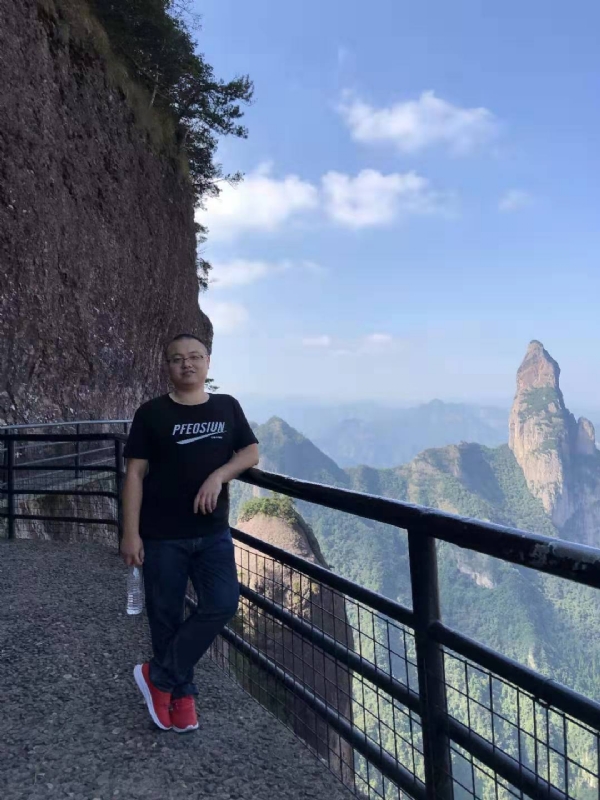 不杵于物的第一张照片--柘荣相亲网