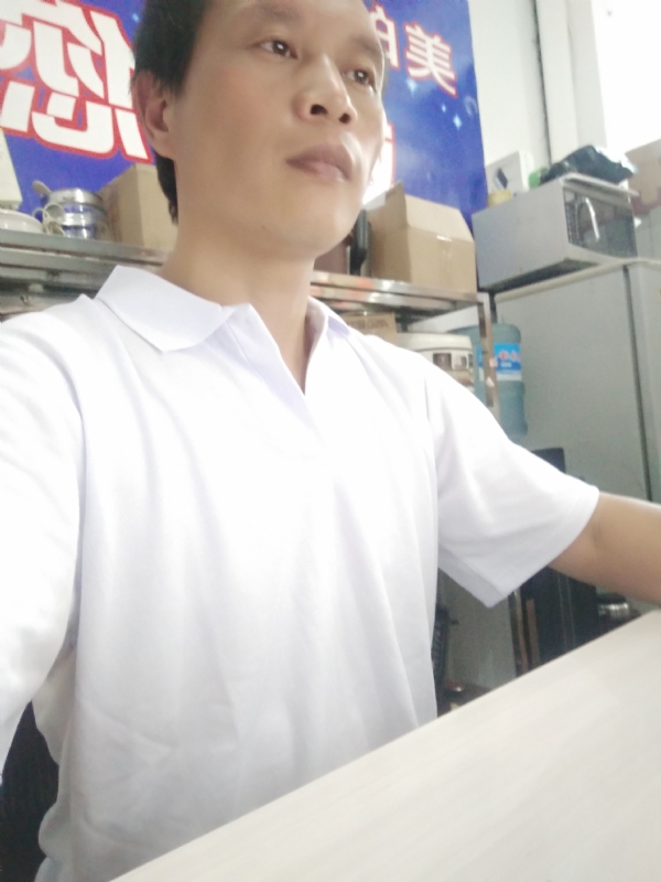 深蓝色的海的第一张照片--柘荣相亲网