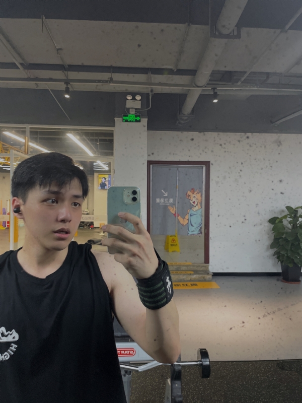 想吃猫的鱼的第一张照片--柘荣相亲网